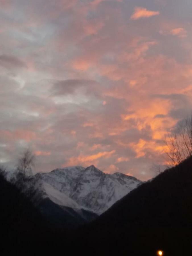 La Feda Gite Pyrenees Ariegeoises Auzat Exteriör bild